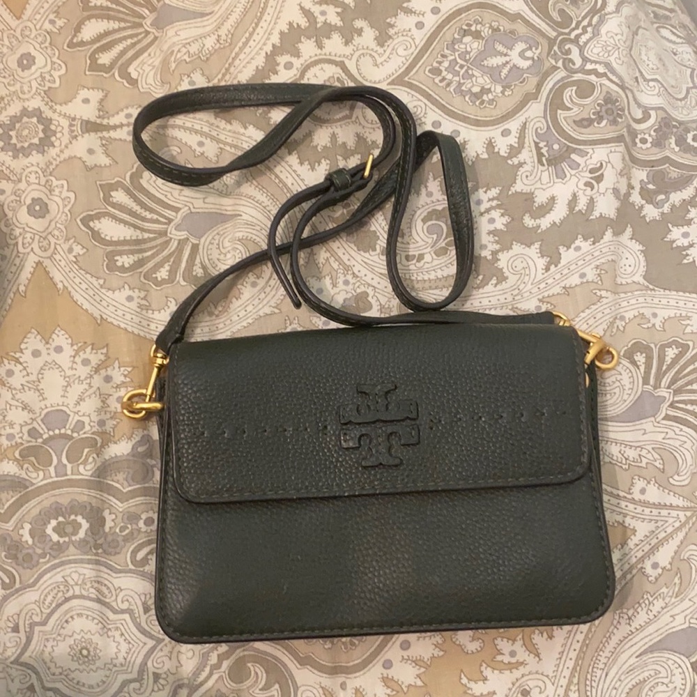 Dark green Tory Burch crossbody purse removable straps